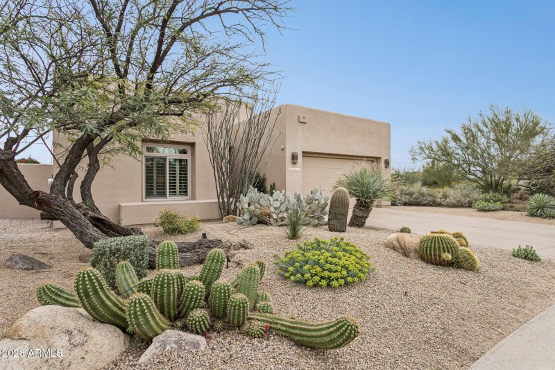 10831 E White Feather Ln.