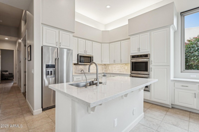 Fully Equipped Kitchen Amenities