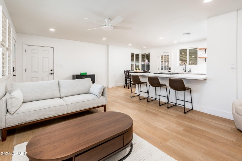 4112 N 6th Ave - MLS-10