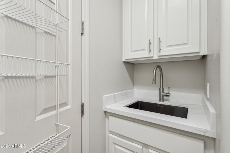 Utility Room w/Sink