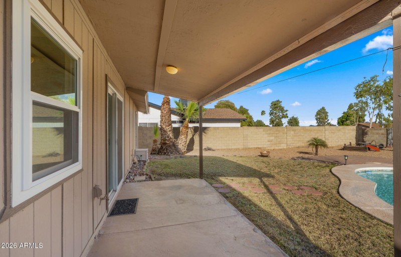 23-web-or-mls-Backyard3