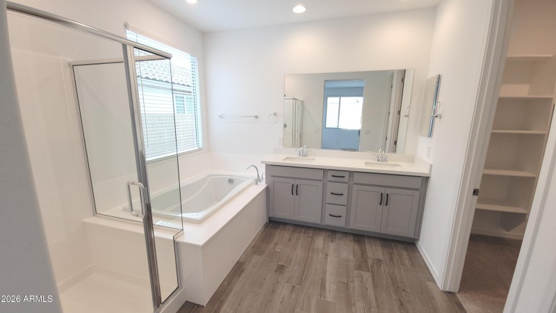Gray Fox Master Bath