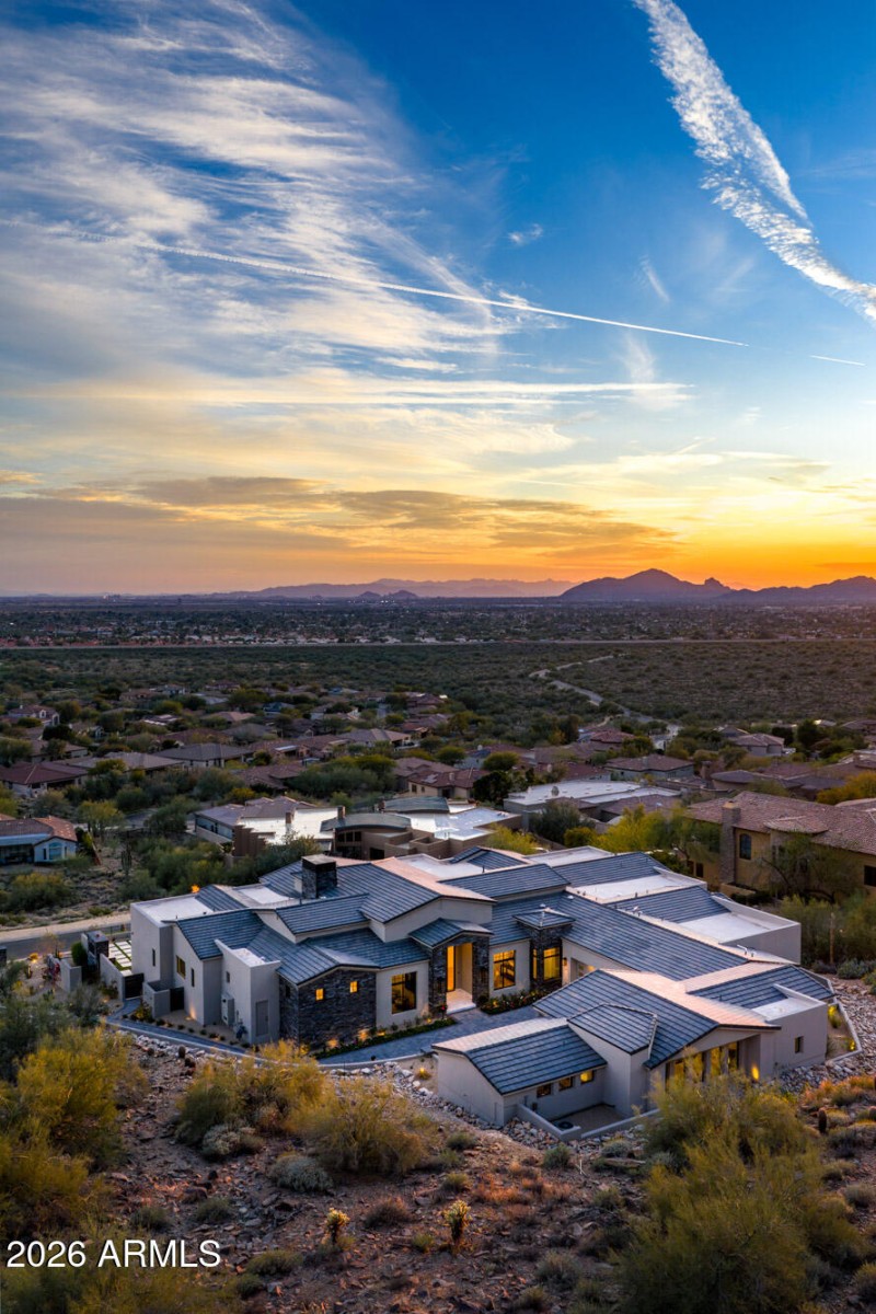 MLS - 11520 E Dreyfus Ave - Scottsdale,