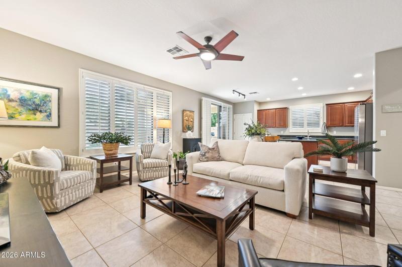 6-web-or-mls-West Bajada Rd-S1402-006