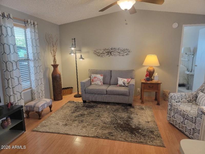 3614 beautiful family room