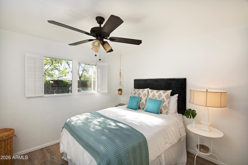 Jason McNeal ~ Miller House-1000