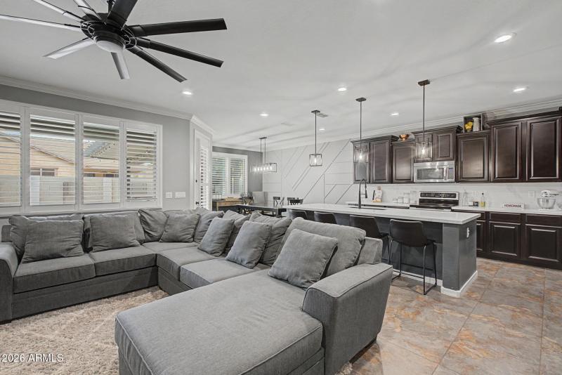 9-web-or-mls-Untitled-09