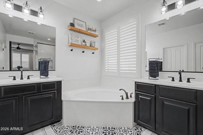 24-web-or-mls-Untitled-24