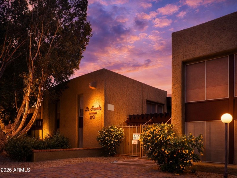 1701 W TUCKEY LN 206