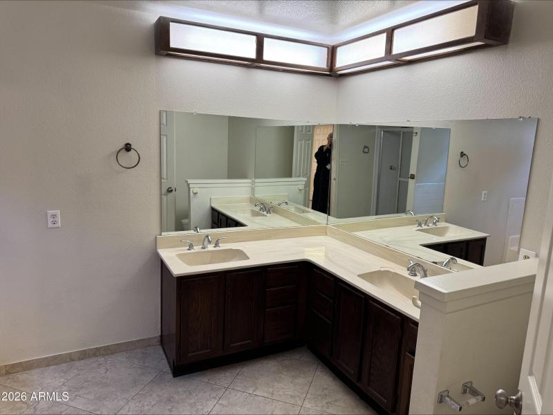 processed-BFDCF6B2-0C91-4888-8F77-F85B24