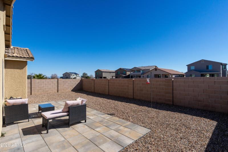 Gravel yard with extended sitting area