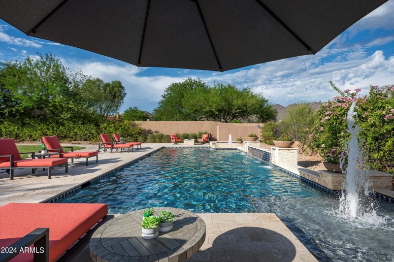 Pool with Water Features