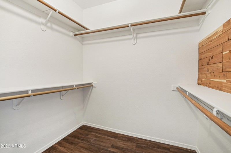 20-print-W Port Royale Ln-S1702-020