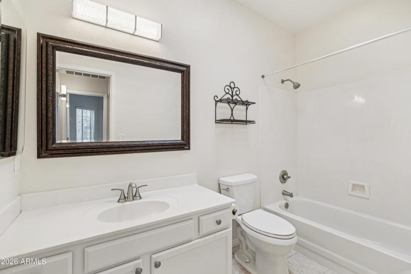 23-print-W Port Royale Ln-S1702-023