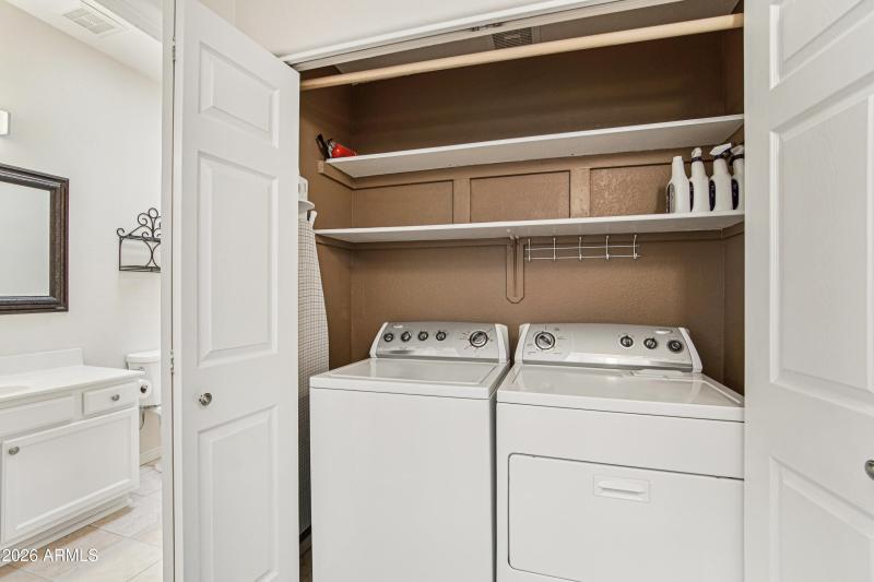 24-print-W Port Royale Ln-S1702-024