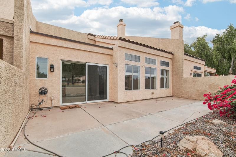 26-print-W Port Royale Ln-S1702-026