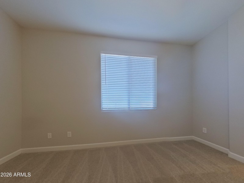 5_pc_hGy7OqVcqs_nQipYDT26U_layout_1