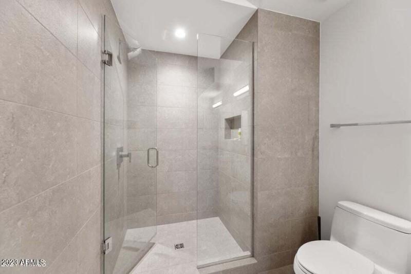 20220504145733475925000000-o