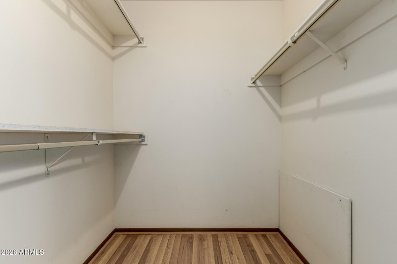 Walk in closet in 2nd bedoom