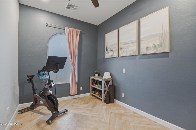 Closet 4- Bonus Room