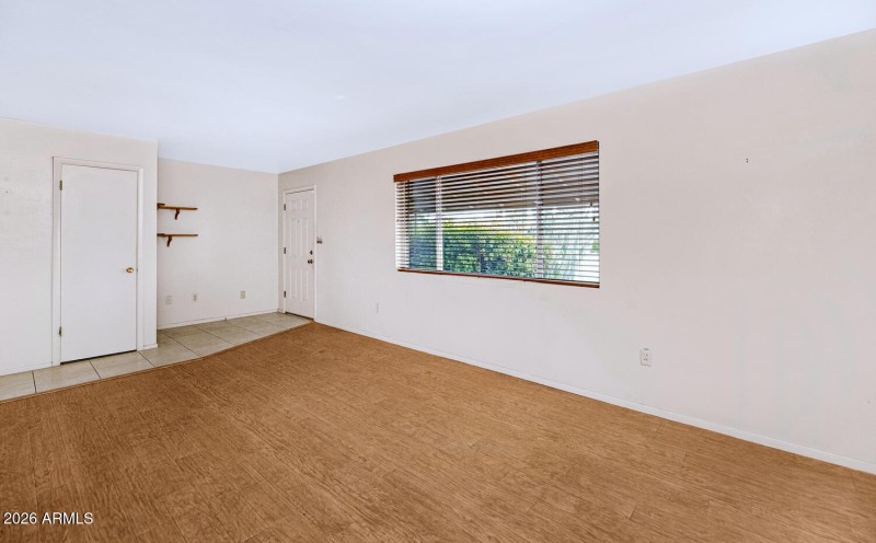 light and bright Living room