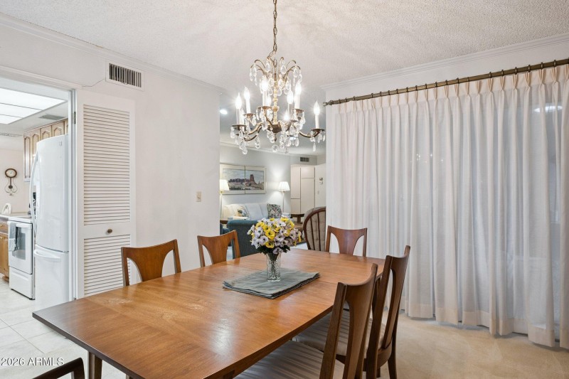 11-web-or-mls-2136-n-stockton-pl