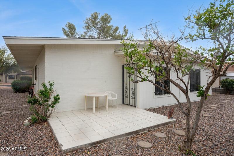 29-web-or-mls-2136-n-stockton-pl