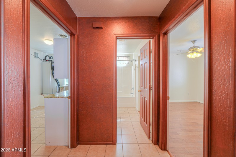 view to lower bath bed