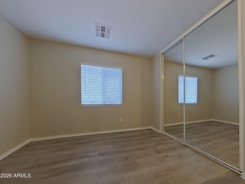 11_pc_OoeyimtpWY_VHAsDkBxUe_layout_0