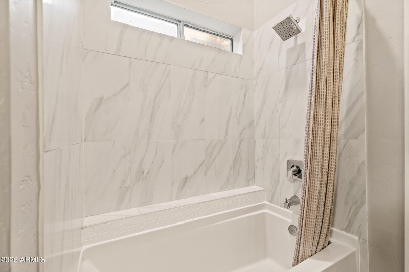 1017 W Lil Ben Trl-26