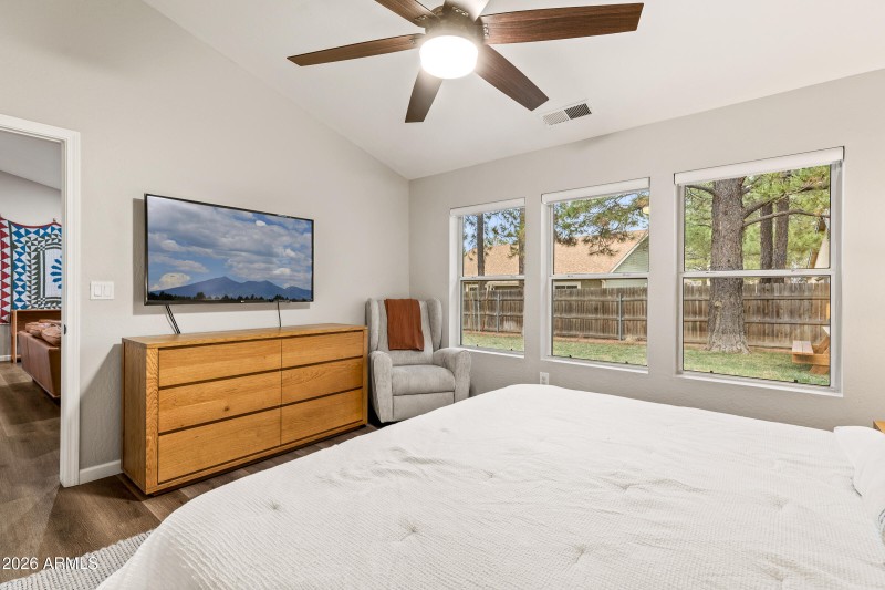 1017 W Lil Ben Trl-27