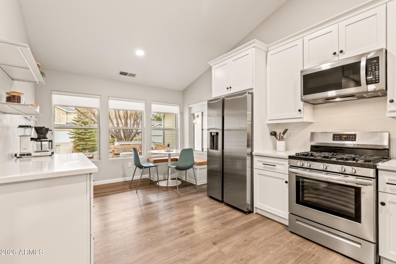 1017 W Lil Ben Trl-32