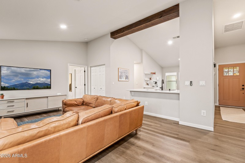 1017 W Lil Ben Trl-38