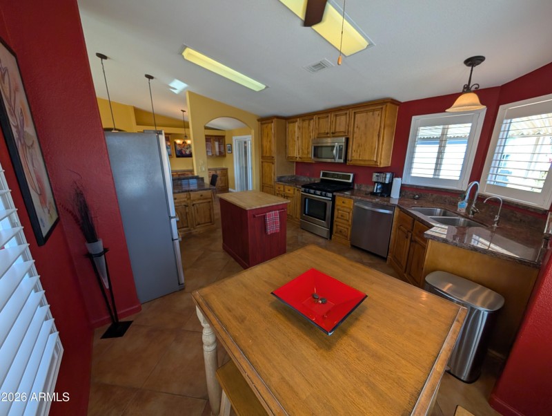 PXL_20260214_182717777.MP