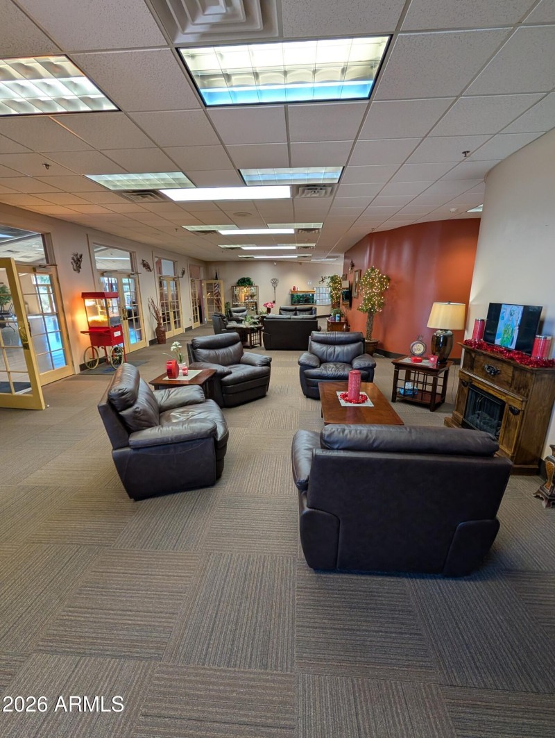 PXL_20260214_190253969