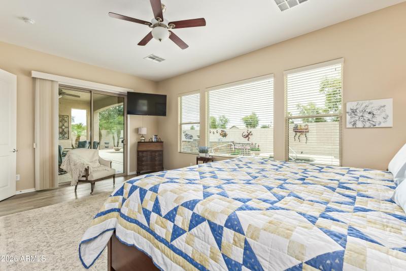 6996d8_03 - Chestnut