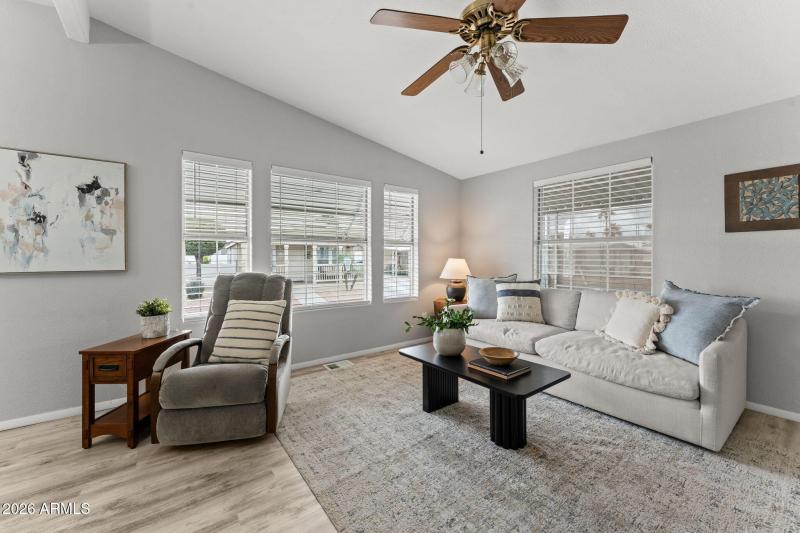 21-web-or-mls-DSC02628