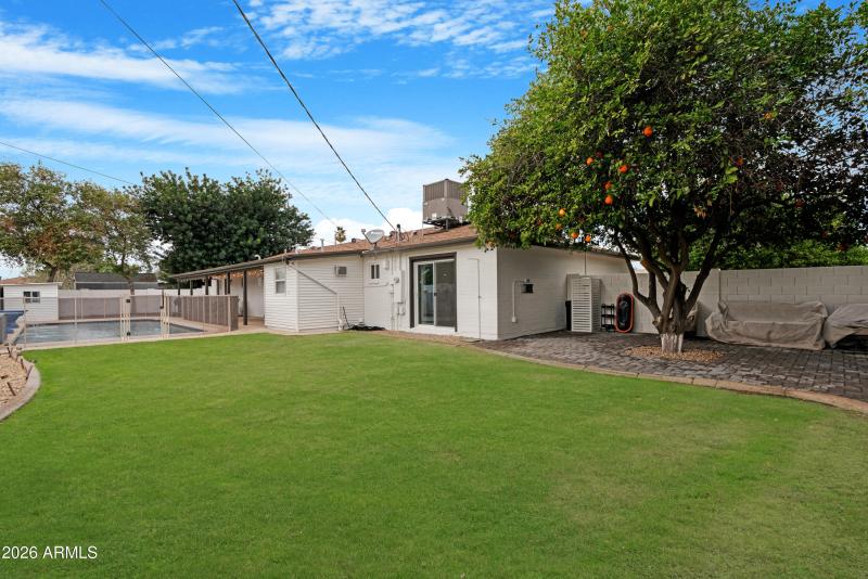 Private Outdoor Oasis