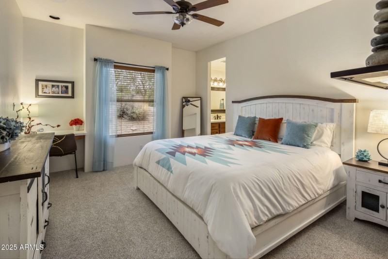 52-web-or-mls-D46A8363