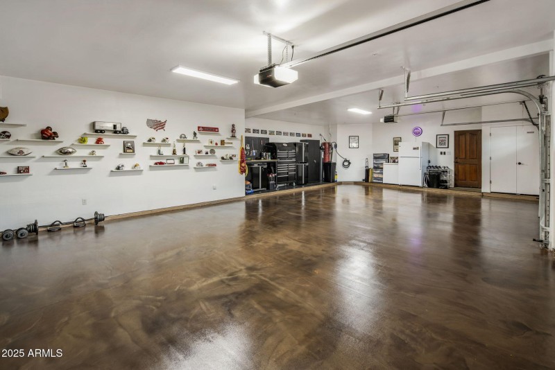 24-web-or-mls-D46A8172