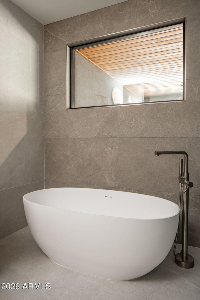 24-web-or-mls-943-estrella-ct