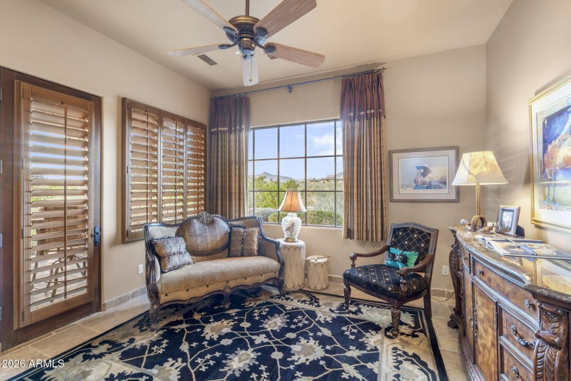 Casita - Living Room