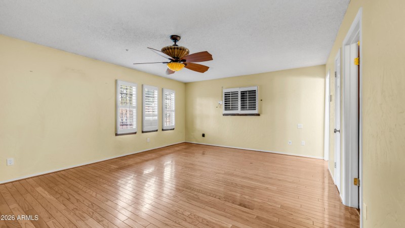 8807 W Christa Way (16)