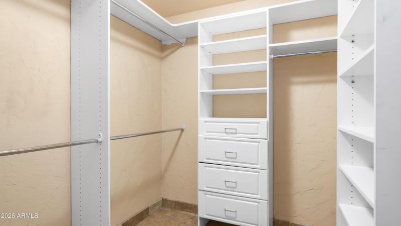 8807 W Christa Way (24)