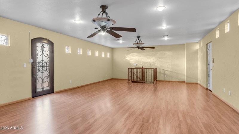 8807 W Christa Way (26)