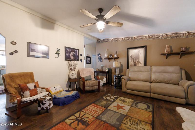 E Arbor Ave (3930)-16