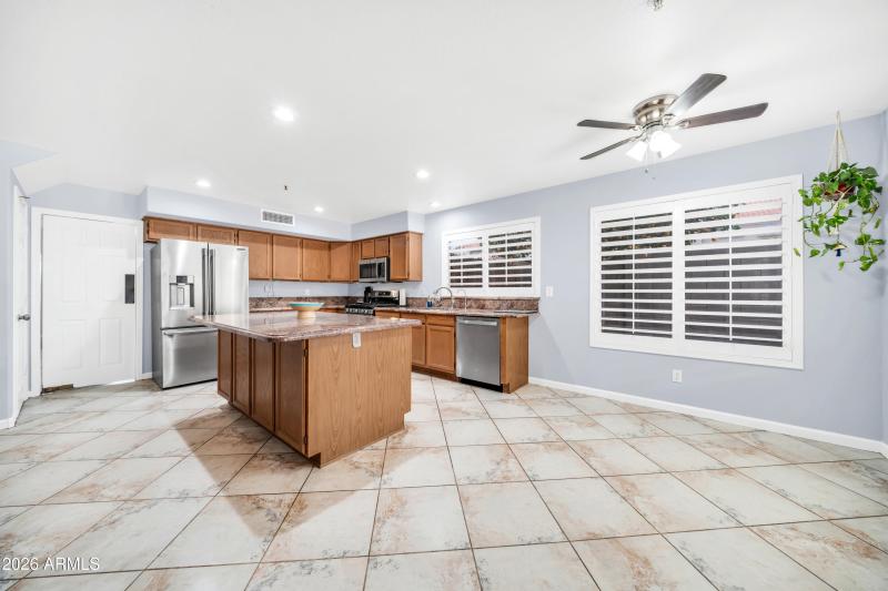 9432 E Voltaire Dr-19