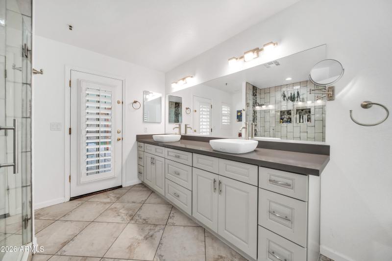 9432 E Voltaire Dr-21