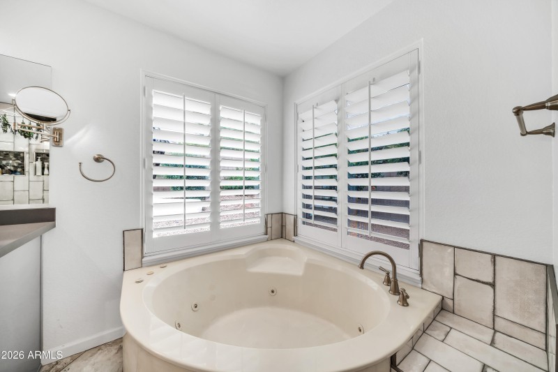 9432 E Voltaire Dr-22