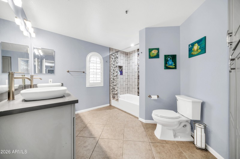 9432 E Voltaire Dr-31